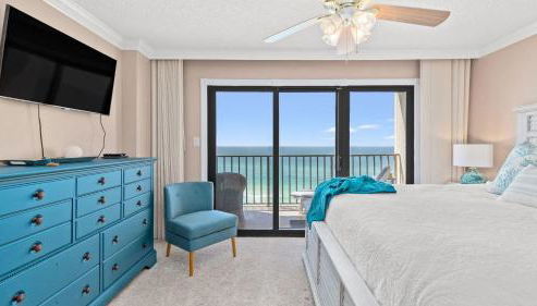 Beachfront Breeze by Avantstay Beachfront Condo - Foto 3, Other