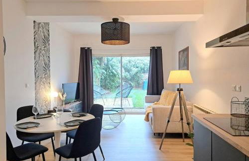 Beautiful Appartment with private garden in Lille - 100m from metro station - Foto 1