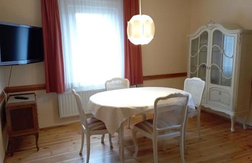 Hochparterre mit Balkon und Gartenblick - Elisabeth von Berg - Foto 12