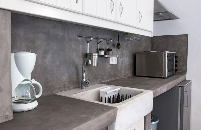 Portes View Traditional House - Photo 9