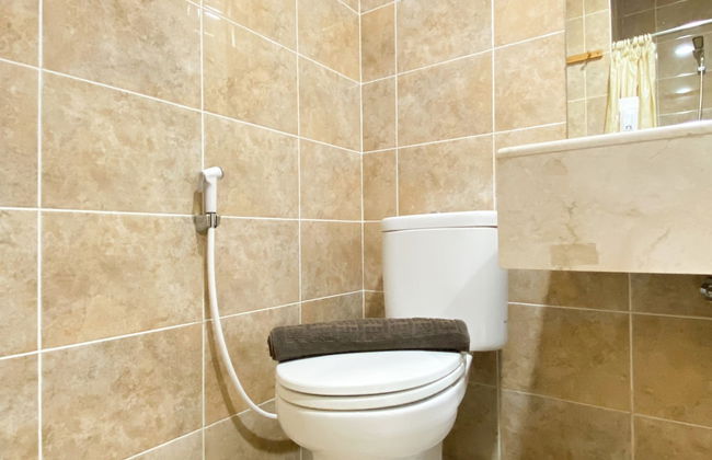 Modern Look And Comfort 2Br Kemang Village Apartment - Photo 19