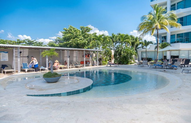 w Comfy 2BR w Ocean View and Pool in CTG - Foto 31