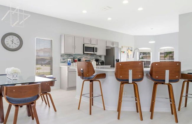 150 Stunning 4BD Perfect for Your Vacation - Foto 15