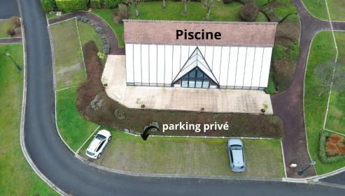 Piscine, balcon, Stationnement, Vue box hippodrome - Photo 4