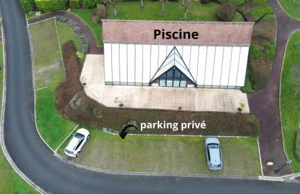 Piscine, balcon, Stationnement, Vue box hippodrome - Photo 4