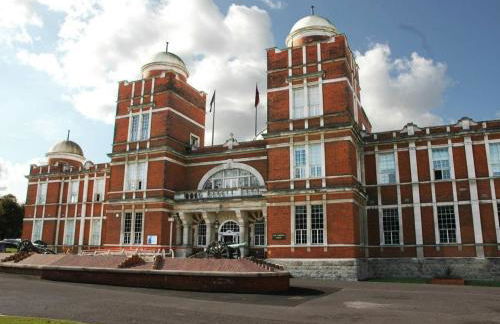 Hidden Treasure-Netflix and Wi-Fi-Basement flat - Foto 73