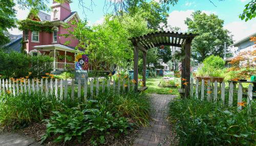 Fully Remodeled, Charming Victorian Home - Foto 3