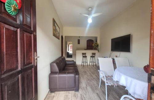 Casa com churrasqueira perto da lagoa - Foto 3