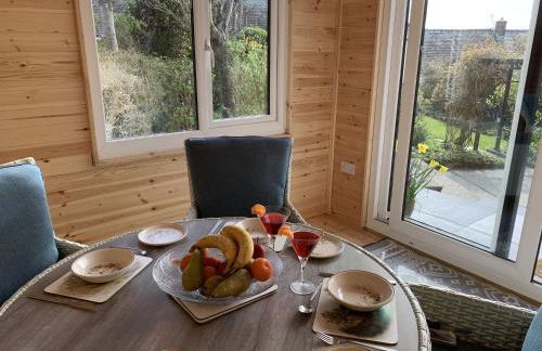 Kents Bank Holiday - Pet Friendly with Bay Views - Foto 24