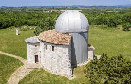 Beautiful villa Perlin with pool in Visnjan - Photo 31