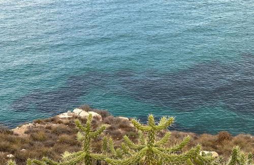 A slice of paradise in the sun with sea views - Photo 20