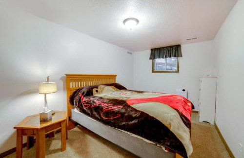 Mtn-View Oasis with Pool Access in Garden Valley - Foto 18