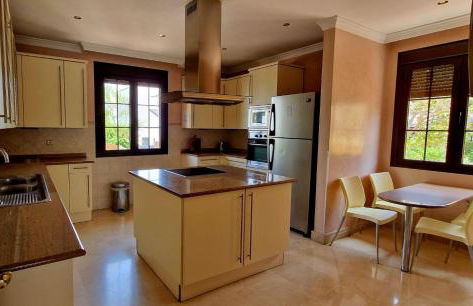 Family friendly villa next to Puerto Banus - Foto 27