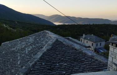 Penelope Elafotopos - Foto 18