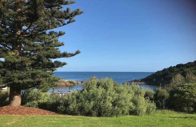 Penneshaw Oceanview Apartments - Photo 22