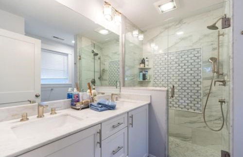 Ultra-Luxurious Home near Boston (Pet-Friendly) - Foto 23