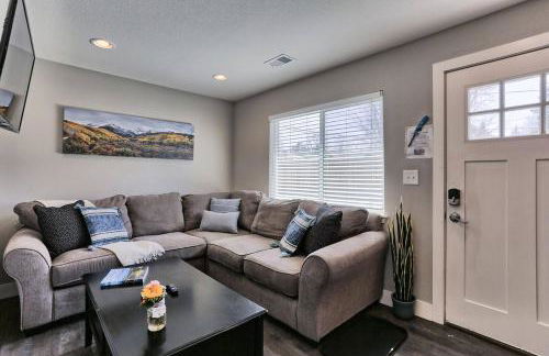 Quiet and Comfy Oasis - Firepit and Yard in Denver - Foto 20