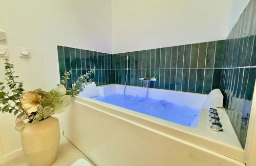 Romantique Room - Cinéma - Netflix - St Roch - Foto 29