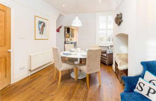 Stamford Park Road by YourStays, A wonderful family townhouse in a superb location! - Foto 11