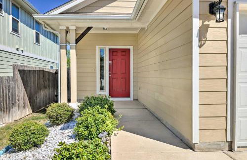Family Home with Fenced Yard in Austin Suburbs! - Foto 24