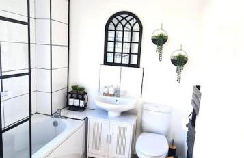 The Art Gallery Guest House - Newport Cozy 3-Bedroom Home - Foto 18