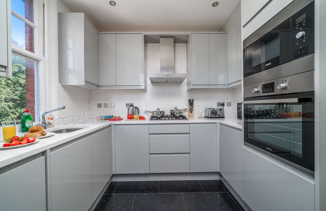 Madika Homes Luxe Apartment in Mill Hill - Foto 14