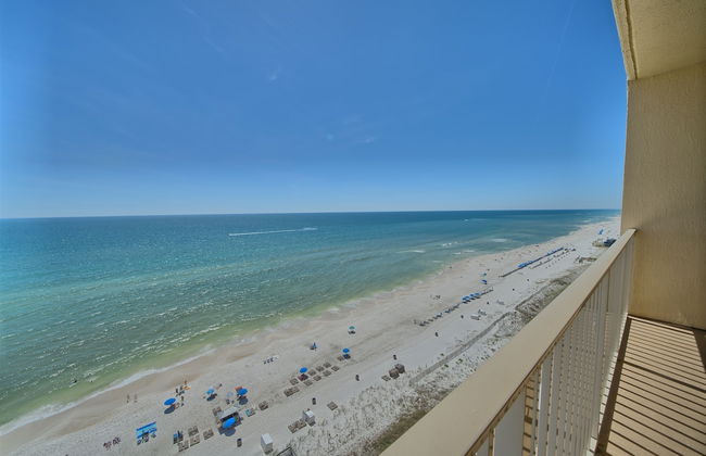 Comfortable High-Rise Condo with Beach Access - Unit 1404 by RedAwning - Foto 36