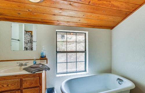 Updated Cabin in Lewiston Historical District! - Foto 12