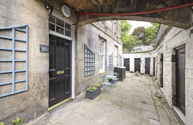 JOIVY Chic Flat Near Stockbridge Market W/ Patio - Foto 28