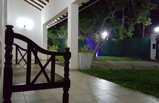 Tripper's Private Villa - Photo 17