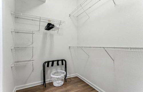 2 BD Luxe Oasis, Near The Star and Shops - Foto 34