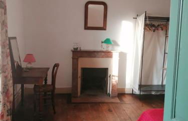 Grande maison de ville avec jardin Valence en Poitou pour 8 à 14 personnes - Foto 22