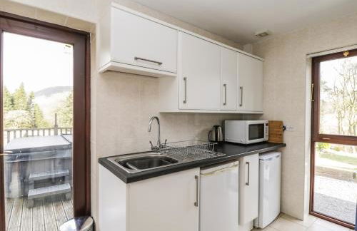 The Lodge - Photo 11