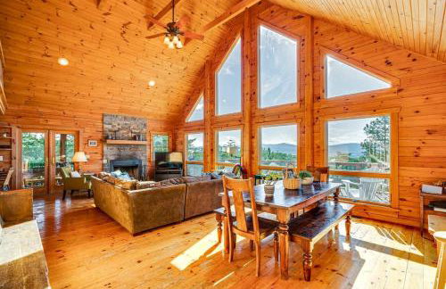 Secluded Luxury Cabin with Hot Tub on 40 Private Acres Near Moorefield, West Virginia - Foto 8