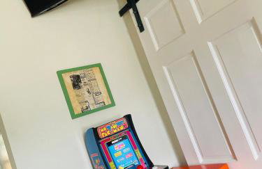 The Eastsider near Frost Bank Center Alamodome Convention Center and more - Foto 25