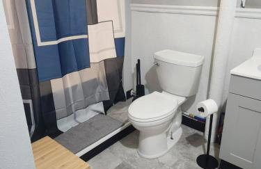 Central Apartment, Steps from the Park - Foto 4