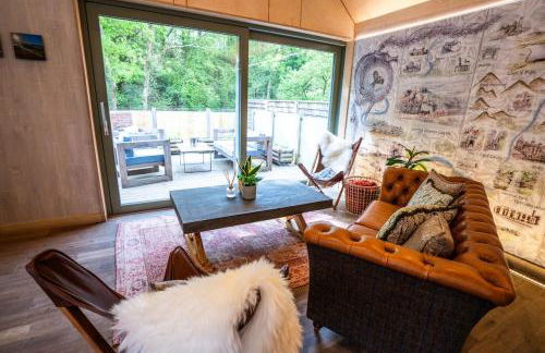 Thyme Lodge 2BR with Hot Tub near Black Mountain - Foto 7