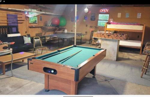 Airport Waterfront Cottage w transportation - Foto 29