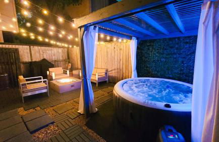 Artsy 3-Story Townhouse Near the Galleria Area! - Foto 29