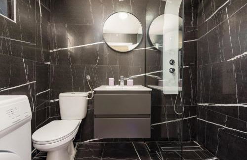 Unique Villa V with large pool - Photo 43