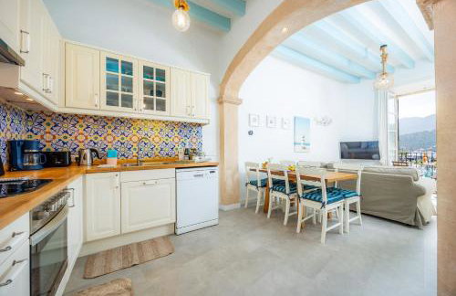 Marina 48 Seafront Apartment - Photo 5