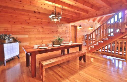 Mountain Gem, Hot Tub, Fire Pit, Views, Starlink Wi-fi - Foto 39