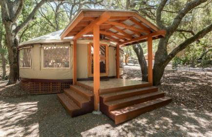 Elegant Yurt Tucked Beneath Oak Trees on Southern California Ranch - Foto 17