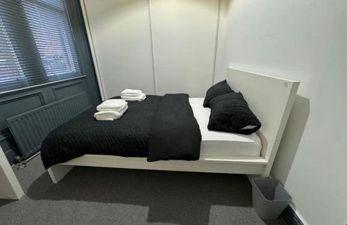 Stylish 2-Bed in Trendy Jesmond - Photo 14