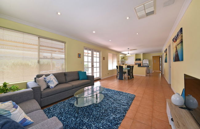 Redcliff Home Close to City & Airport - Foto 16