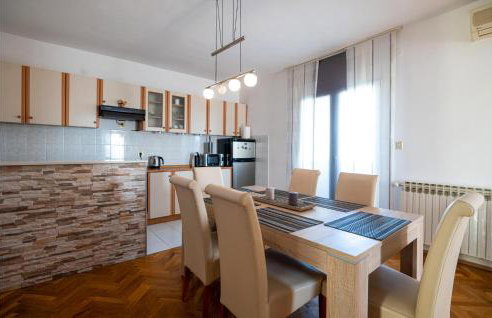 Nice Apartment In Prkos With Wifi - Foto 16