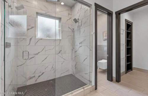 Luxury Home mins from Downtown CDA - Foto 31