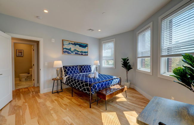 Luxury 2BD 2BA Near Logan Airport and T Station - Foto 1