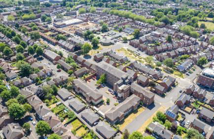 Ensuite Bedrooms with Shared Kitchen and Apartments at Simpsons Hall in Nottingham - Photo 18