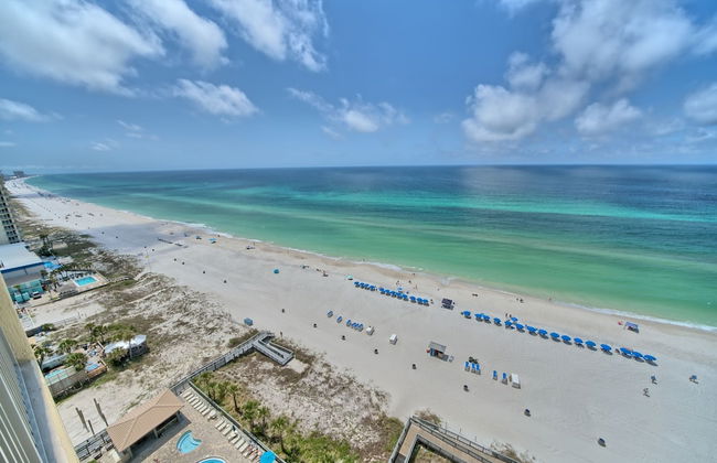 Pleasant Oceanfront Condo with Large Balcony and Beach Access - Unit 1605 by RedAwning - Foto 40